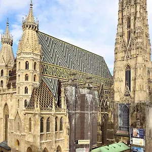 Merdian Near Hauptbahnhof Vídeň