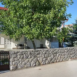 Gaj , Malinska Horvátország