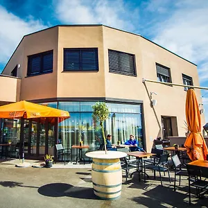 Cafe-restaurant Leo , Kalsdorf bei Graz Ausztria
